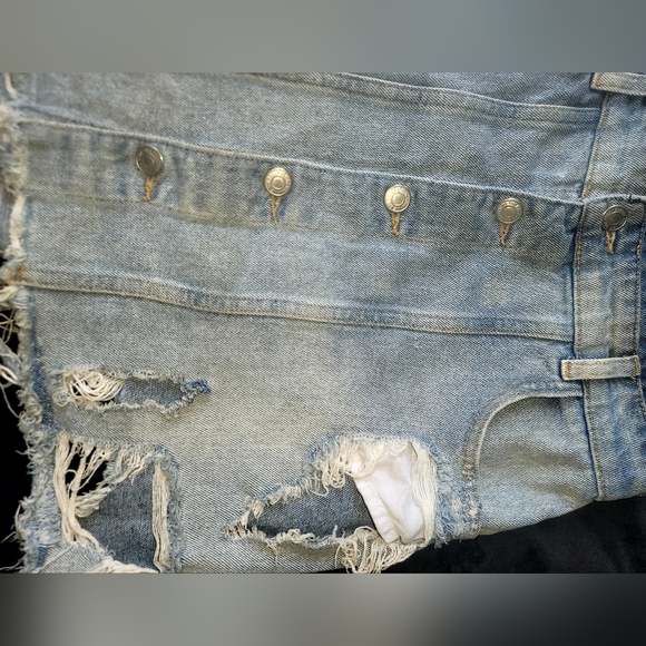 FREE PEOPLE 🤩 Distressed Button Down Jean Skirt Size 6 100% Cotton!!!! 🥰 - Picture 7 of 14